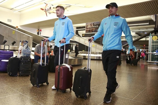 NEWS nouvel entraîneur etc ... - Page 10 Large-feghouli-present-a-seattle-pour-la-tournee-americaine-de-west-ham-5d470