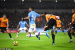 Man City : Mahrez décisif pour l'ouverture du score face aux Wolves (Vidéo)