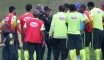 Visite de Neymar lors de la séance d'entrainement de la Seleçao