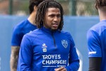 Yasser Larouci prêté à Kifisia (Grèce) : nouveau challenge pour le latéral algérien