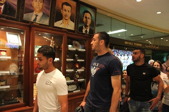 Photo : Les joueurs de l'équipe nationale visitent le musée d'El Moudjahid